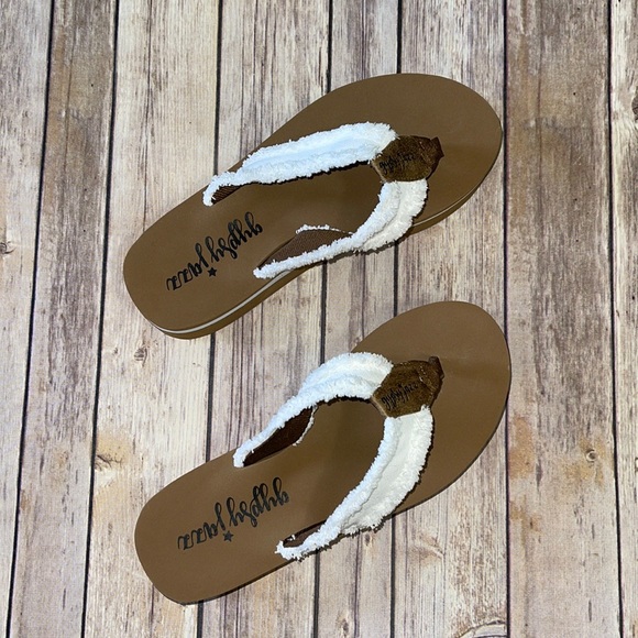 Gypsy Jazz Ivory Flip Flop Sandals